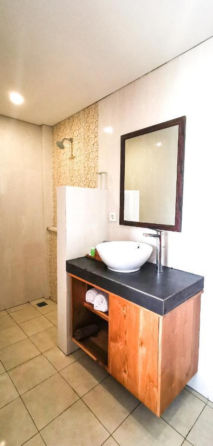 קנגו Santi Homestay מראה חיצוני תמונה